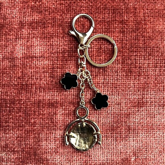 GEOMETRIC Bag Charm Black and Gold - Picture 4 of 6